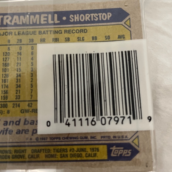 Collection of 1980-1990 Topps baseball cards unopened(255 cards!) - Picture 3 of 4